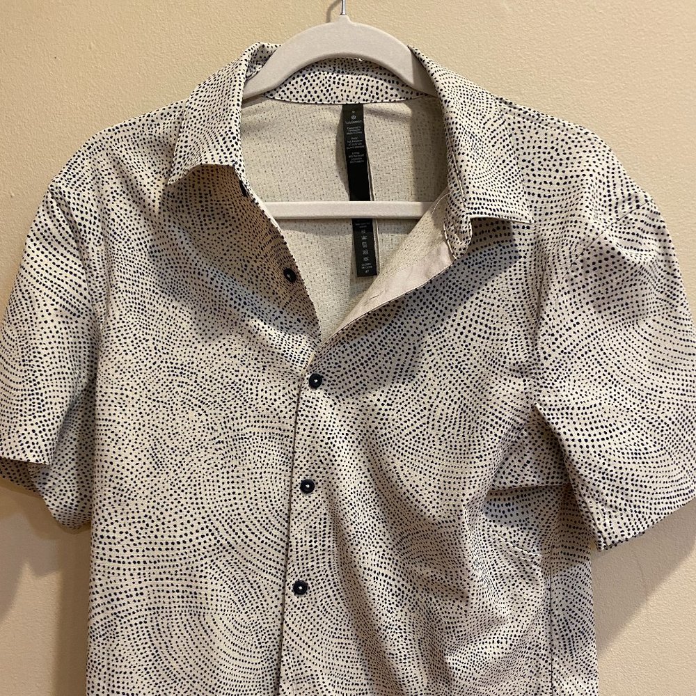 Lululemon Airing Easy Short Sleeve Button-Down